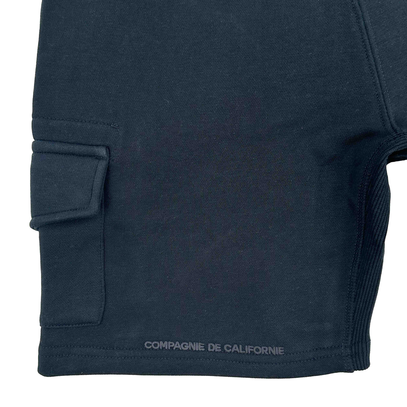 #couleur_navy